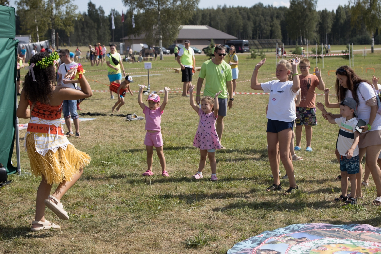 FOTO: Sporta spēles noslēguma sacensību dalībnieki