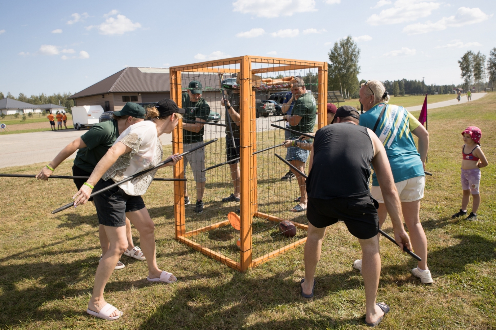 FOTO: Sporta spēles noslēguma sacensību dalībnieki