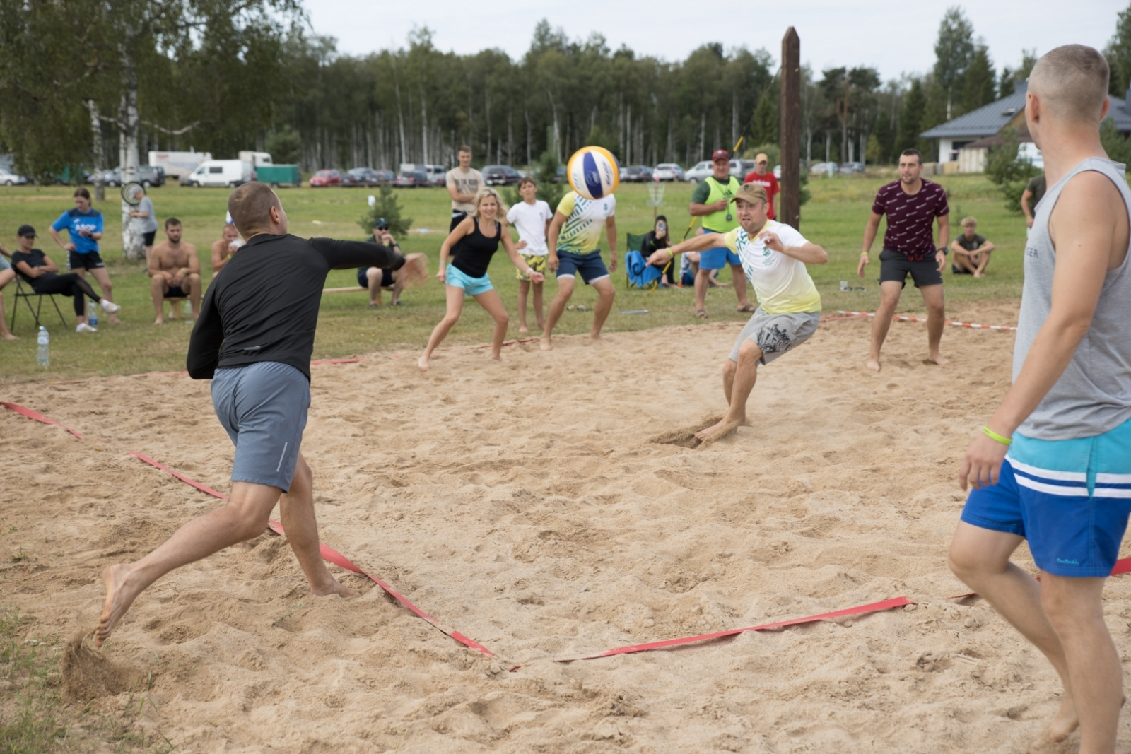 FOTO: Sporta spēles noslēguma sacensību dalībnieki