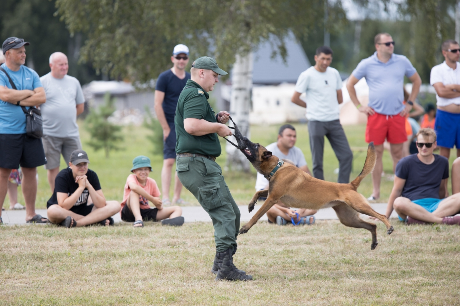 FOTO: Sporta spēles noslēguma sacensību dalībnieki