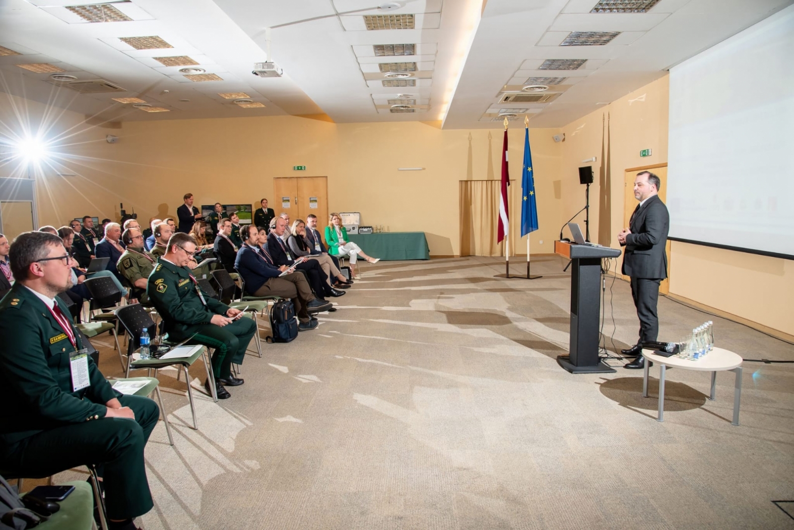 FOTO: Eiropas Komisijas Migrācijas un iekšlietu ģenerāldirektorāta delegācija apmeklē VRS