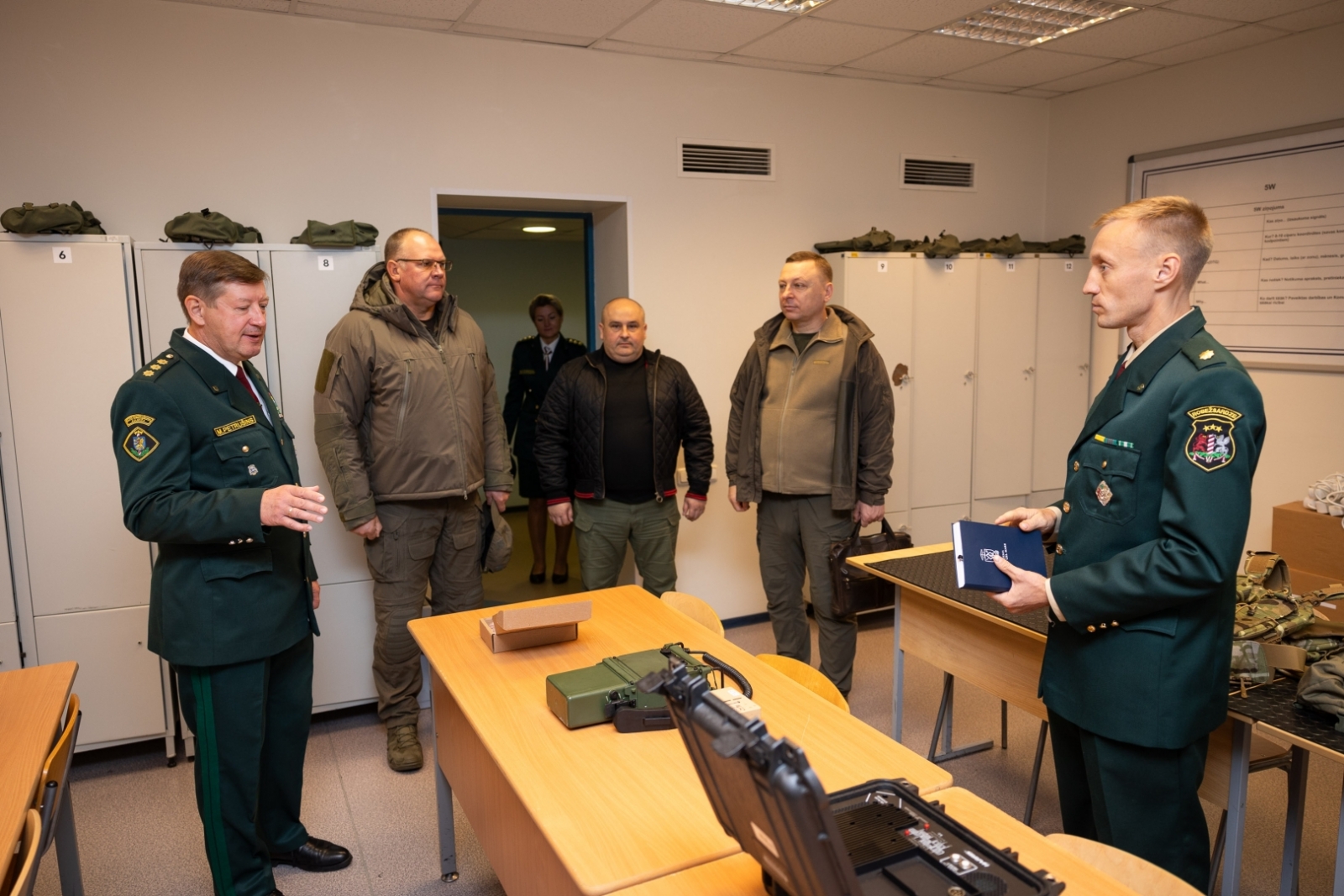 FOTO: Ukrainas Valsts Robežsardzes Dienesta priekšnieka vietnieki apmeklē VRS un VRK 